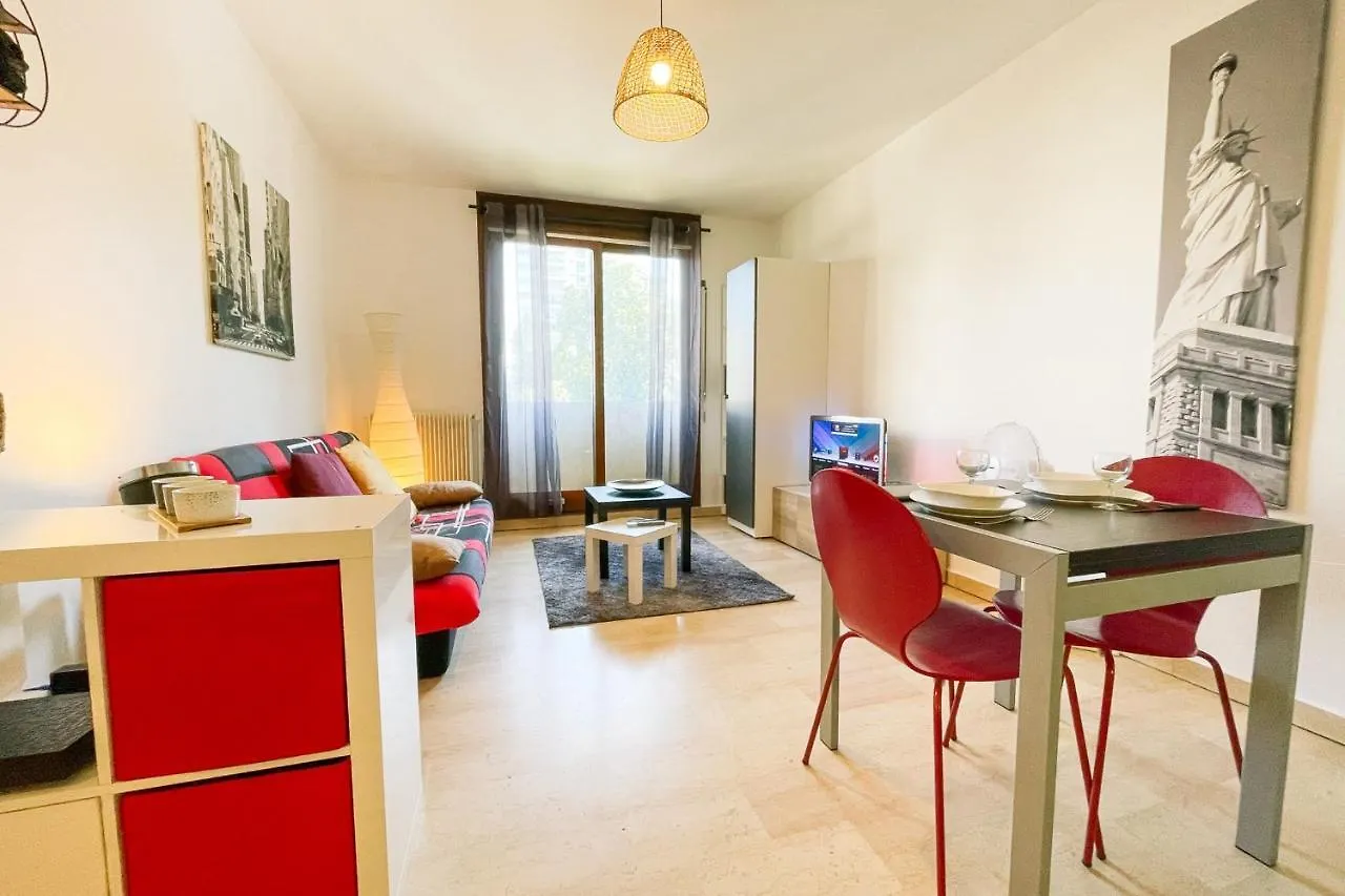 #Fq The Grenoble Break Studio - Balcony فرنسا